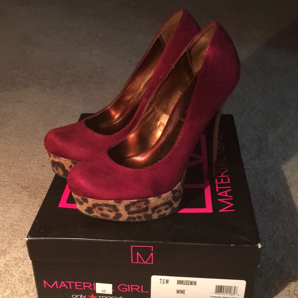 Brand new classy heel with some sass!